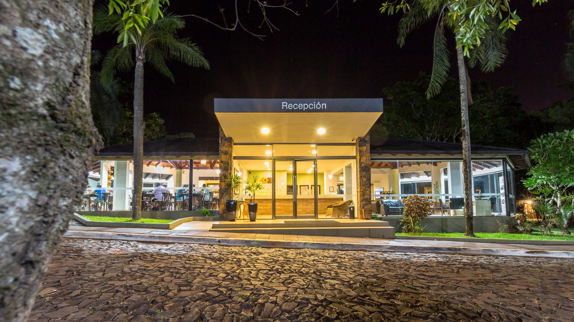 Pirayu Hotel&Resort Puerto Iguazú Exterior foto