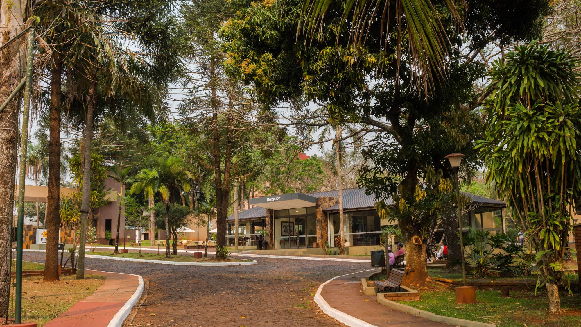 Pirayu Hotel&Resort Puerto Iguazú Exterior foto